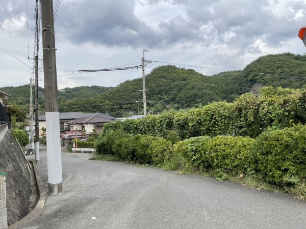川西市緑が丘、土地の画像です