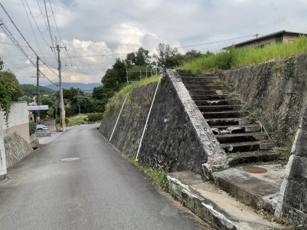 川西市緑が丘、土地の画像です