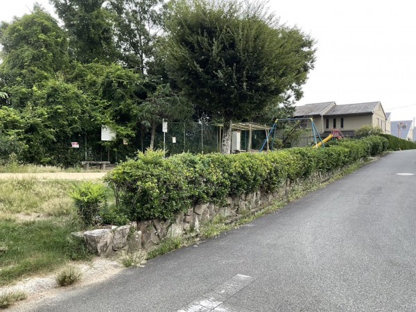 川西市緑が丘、土地の画像です