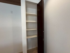 川西市多田院、新築一戸建ての収納画像です