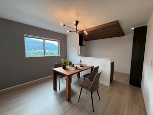 川西市多田院、新築一戸建ての居間画像です