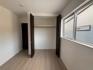 川西市多田院、新築一戸建ての収納画像です