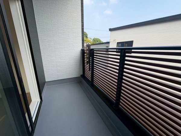 川西市多田院、新築一戸建てのバルコニー画像です