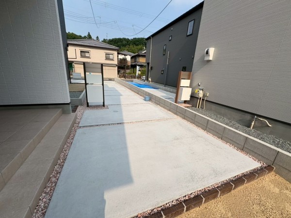 川西市多田院、新築一戸建ての外観画像です