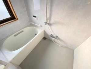 川西市花屋敷、中古一戸建ての風呂画像です