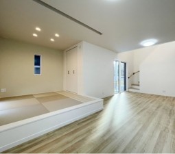 川西市清和台、新築一戸建ての居間画像です