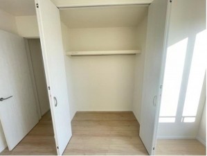川西市水明台、新築一戸建ての収納画像です
