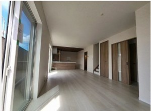 川西市鴬台、新築一戸建ての居間画像です