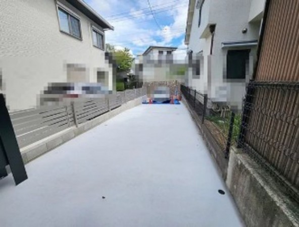 川西市鴬台、新築一戸建ての外観画像です