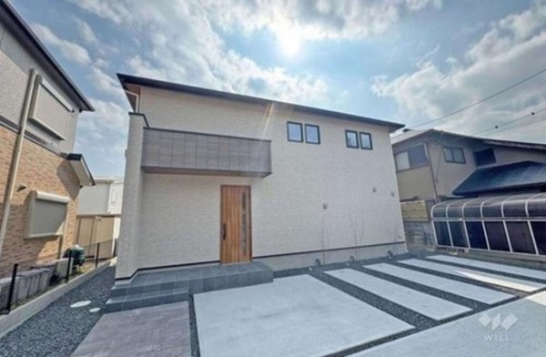 川西市緑台、新築一戸建ての外観画像です