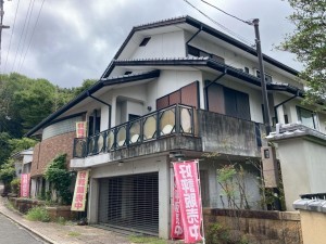 川西市矢問、中古一戸建ての外観画像です