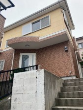 川西市錦松台、中古一戸建ての外観画像です