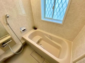 川西市錦松台、中古一戸建ての風呂画像です