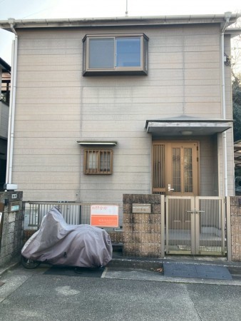 川西市多田院、中古一戸建ての外観画像です