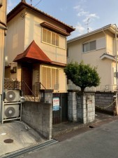 川西市東多田、中古一戸建ての外観画像です