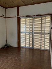 川西市東多田、中古一戸建ての居間画像です