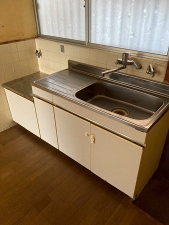 川西市東多田、中古一戸建てのキッチン画像です