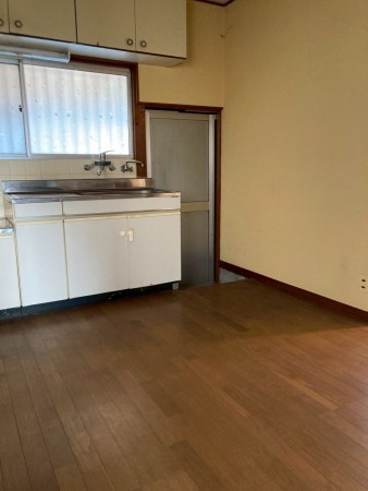 川西市東多田、中古一戸建てのキッチン画像です