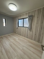 川西市鴬台、中古一戸建ての寝室画像です