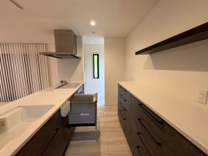川西市鴬台、中古一戸建てのキッチン画像です