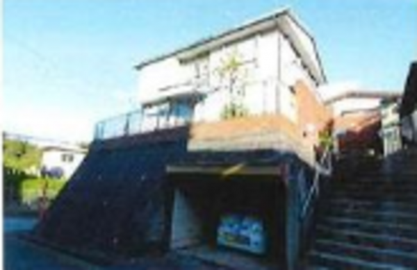川西市湯山台、中古一戸建ての画像です
