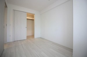 川西市東多田、マンションの内装画像です