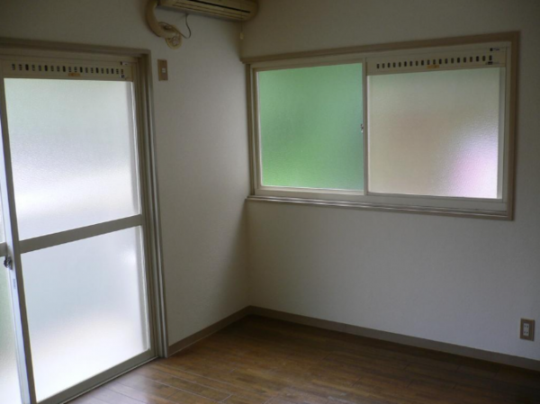 川西市花屋敷、収益物件/アパートの画像です