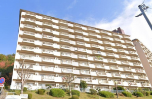 川西市向陽台、マンションの画像です