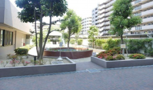 川西市久代、マンションの画像です