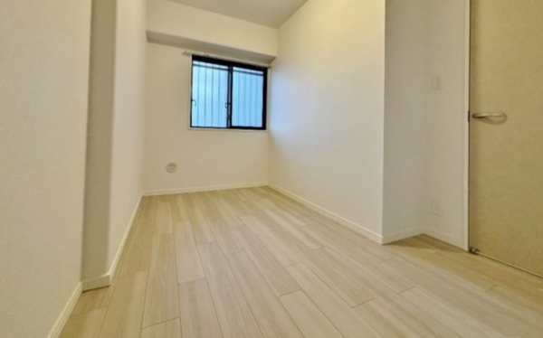 川西市久代、マンションの画像です