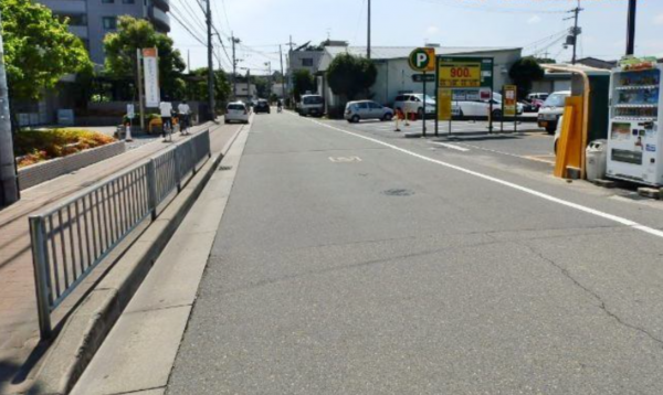 川西市久代、マンションの画像です