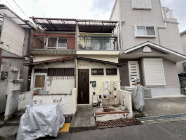 川西市霞ケ丘、中古一戸建ての画像です