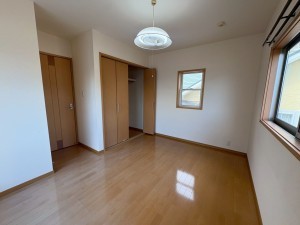 川西市丸の内町、中古一戸建ての寝室画像です