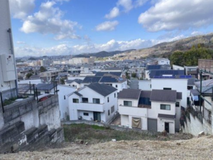 川西市鼓が滝、土地の画像です