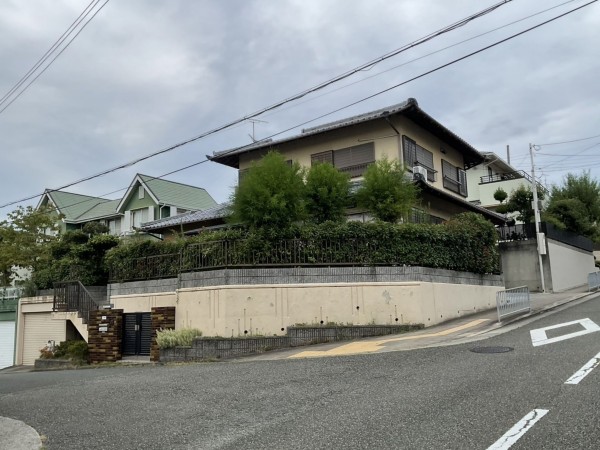 川西市丸山台、中古一戸建ての画像です