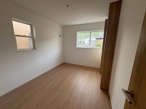 川西市山下町、新築一戸建ての寝室画像です