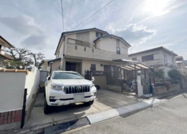 川西市湯山台、中古一戸建ての画像です