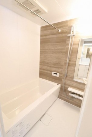 川西市久代、マンションの画像です