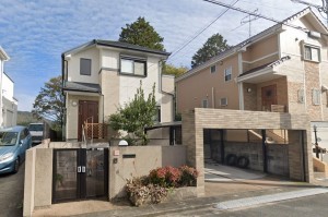 川西市丸山台、中古一戸建ての外観画像です