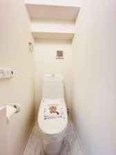 川西市清和台、新築一戸建てのトイレ画像です