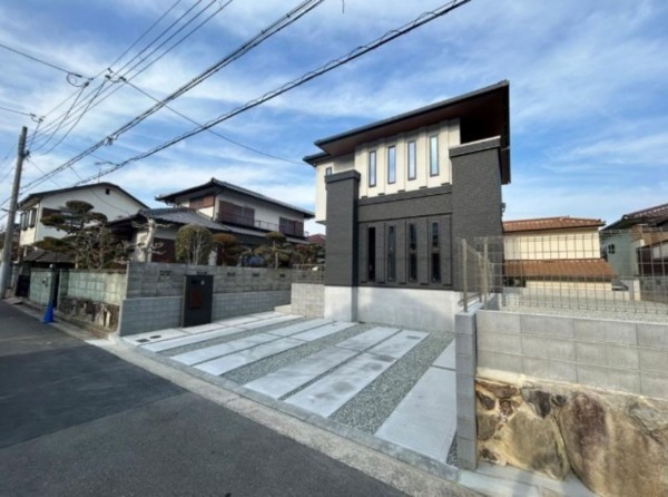 川西市清和台、新築一戸建ての外観画像です