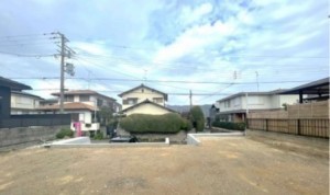 川西市鴬台、土地の画像です