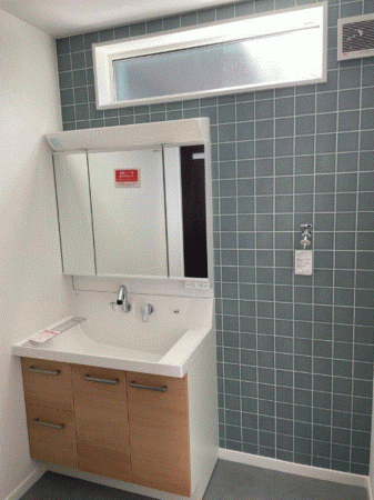 川西市鼓が滝、新築一戸建ての洗面画像です