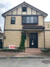 川西市けやき坂、中古一戸建ての外観画像です
