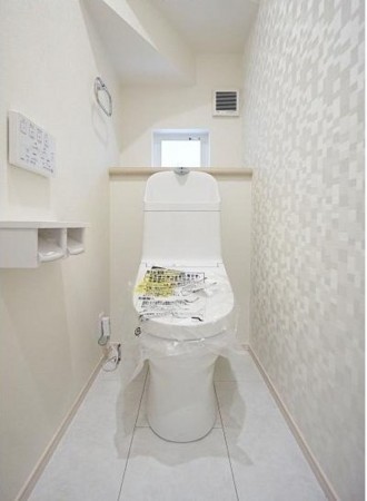 川西市大和、新築一戸建てのトイレ画像です