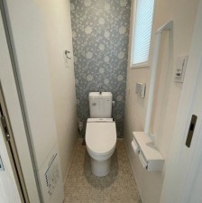 川西市清和台、中古一戸建てのトイレ画像です