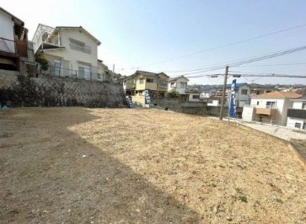 川西市松が丘町、土地の画像です