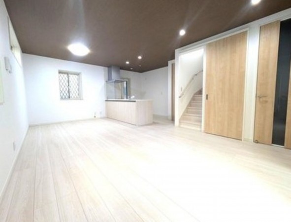 川西市多田桜木、新築一戸建ての画像です