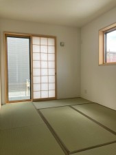 川西市清和台、新築一戸建ての居間画像です