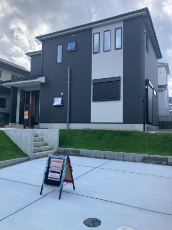 川西市清和台、新築一戸建ての外観画像です